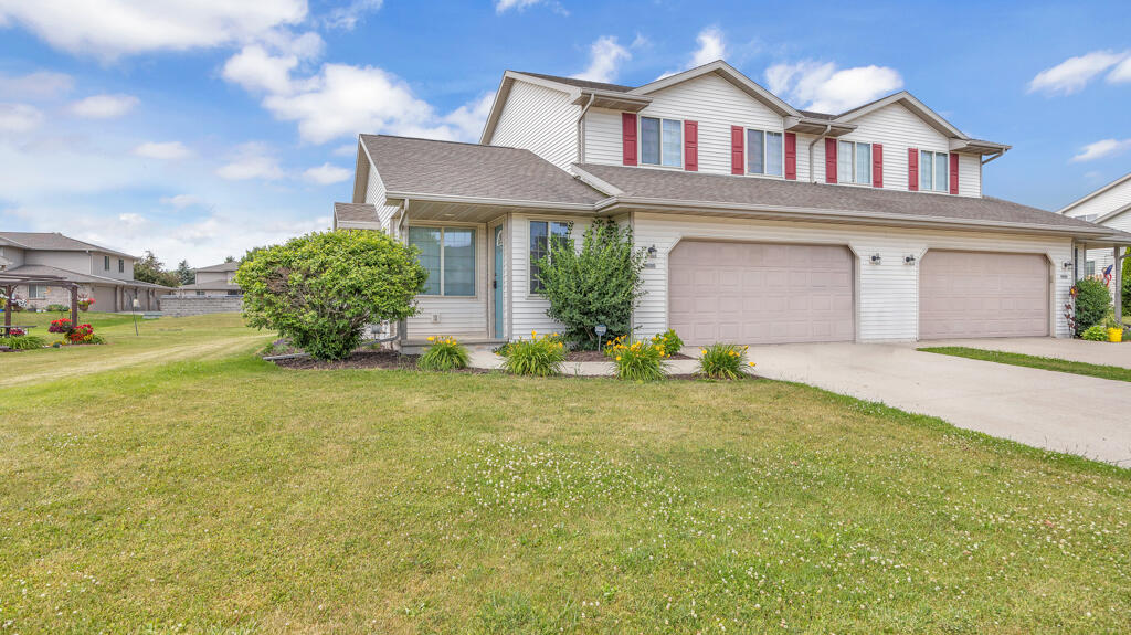4620 Fox Grove Road Sheboygan, WI 53081 - Photo 1 of 30 Welcome Home!