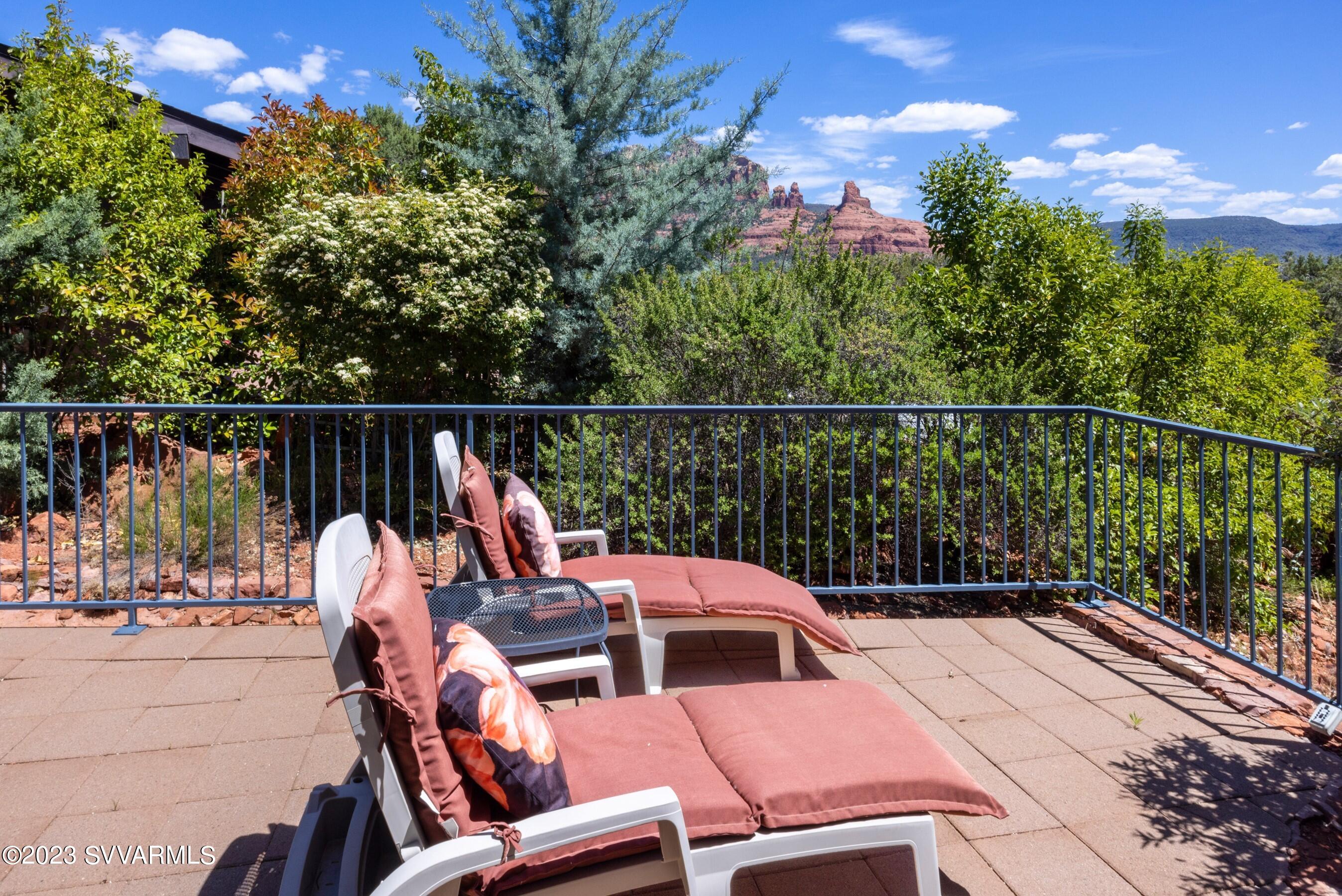 215 East Ridge Road Sedona, AZ 86336 - Photo 36 of 46 Private deck off guest suite 2