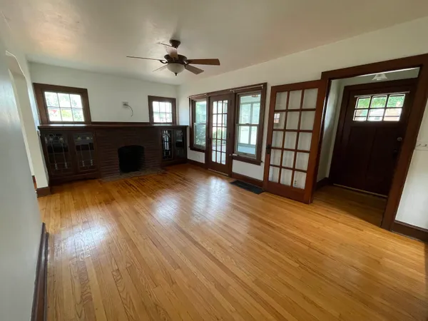 $425,000 | 222 North Third Street, Madison, WI 53704