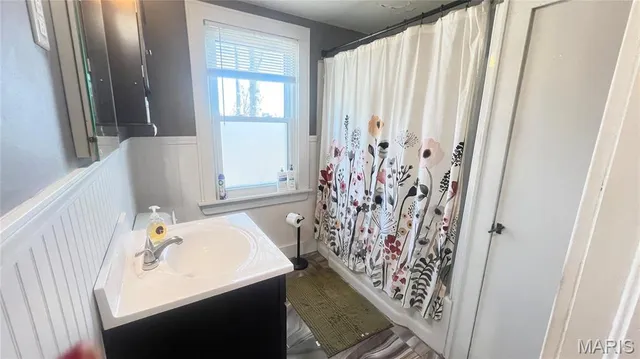 $180,000 | 205 North Waters Street, Perryville, MO 63775