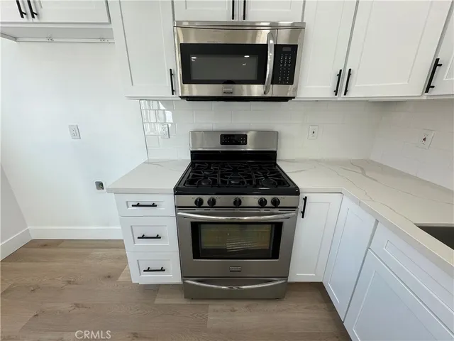 $2,100 | 9223 Compton Avenue, Los Angeles, CA 90002