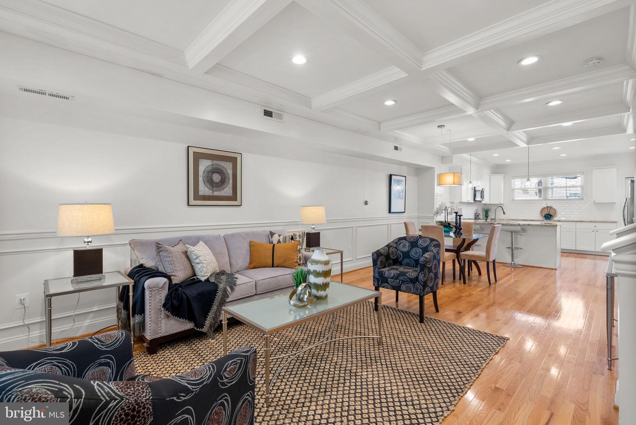 Renovated 4BR/3.5B rowhome in walkable location!