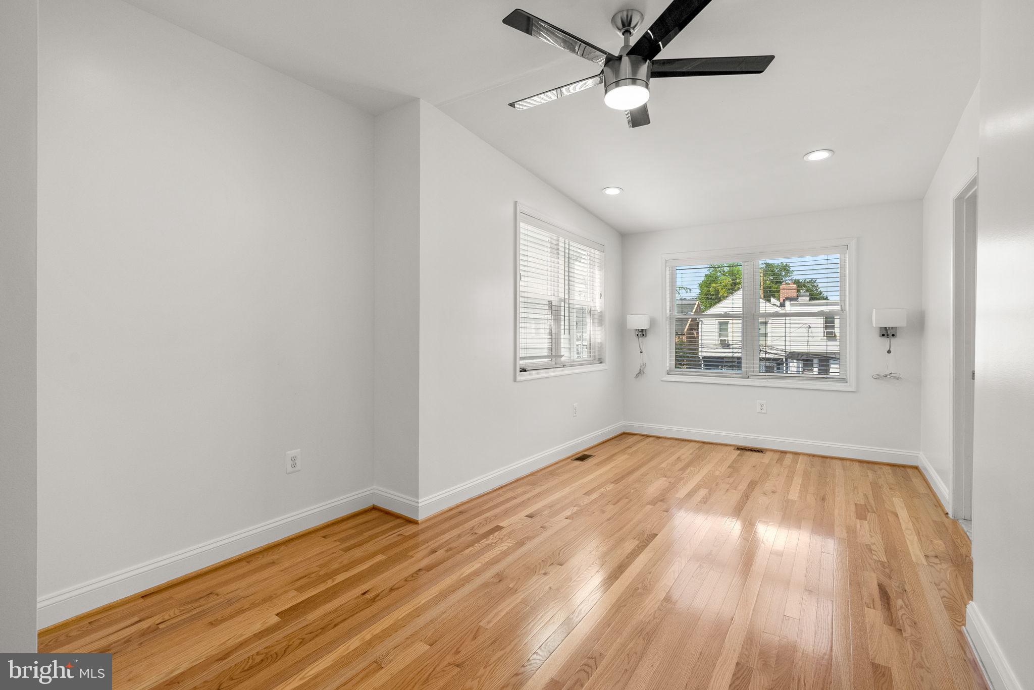 925 Decatur Street Northwest Washington, DC 20011 - Photo 17 of 41 Primary bedroom