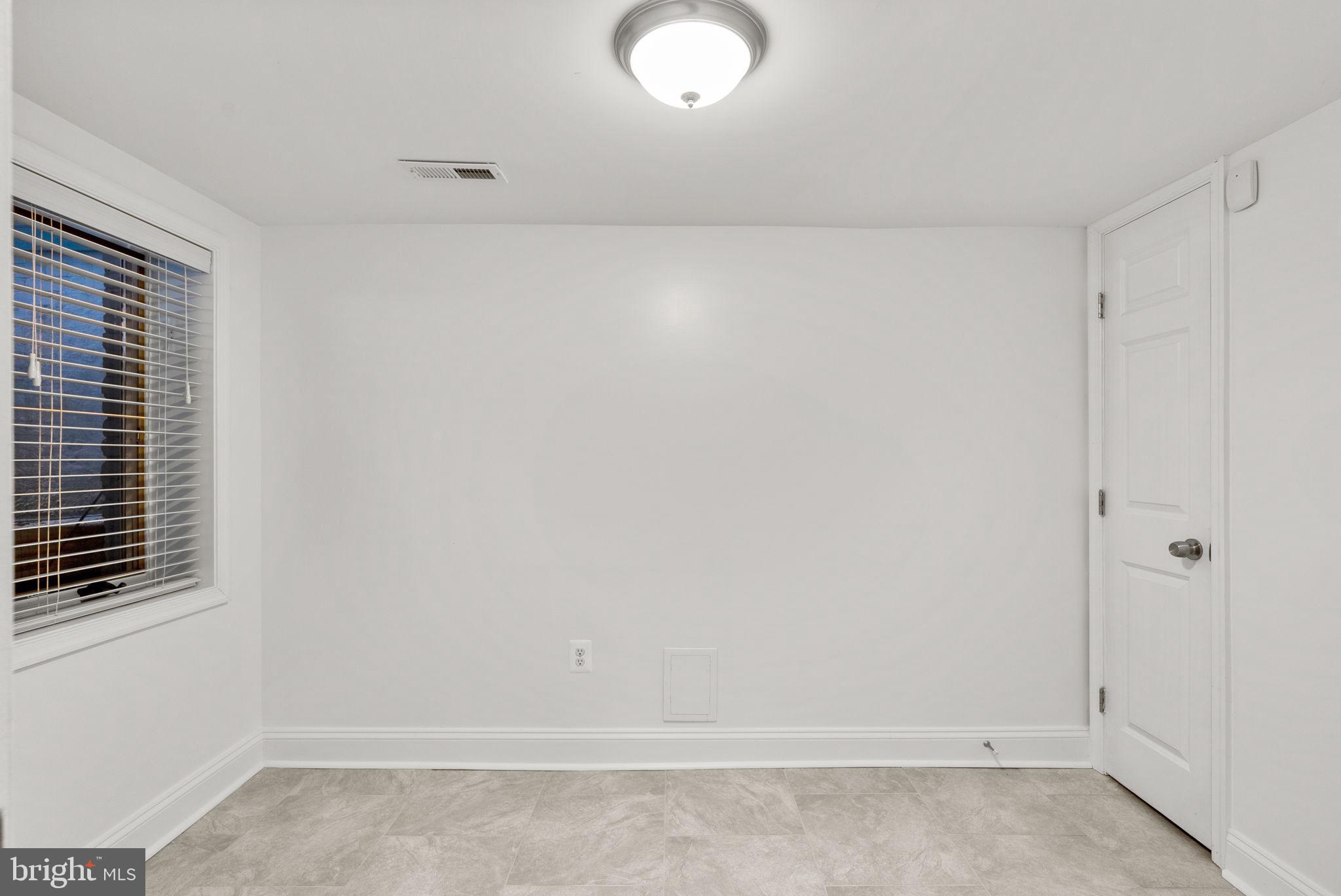 925 Decatur Street Northwest Washington, DC 20011 - Photo 31 of 41 BR#4 is a great home office or guest space