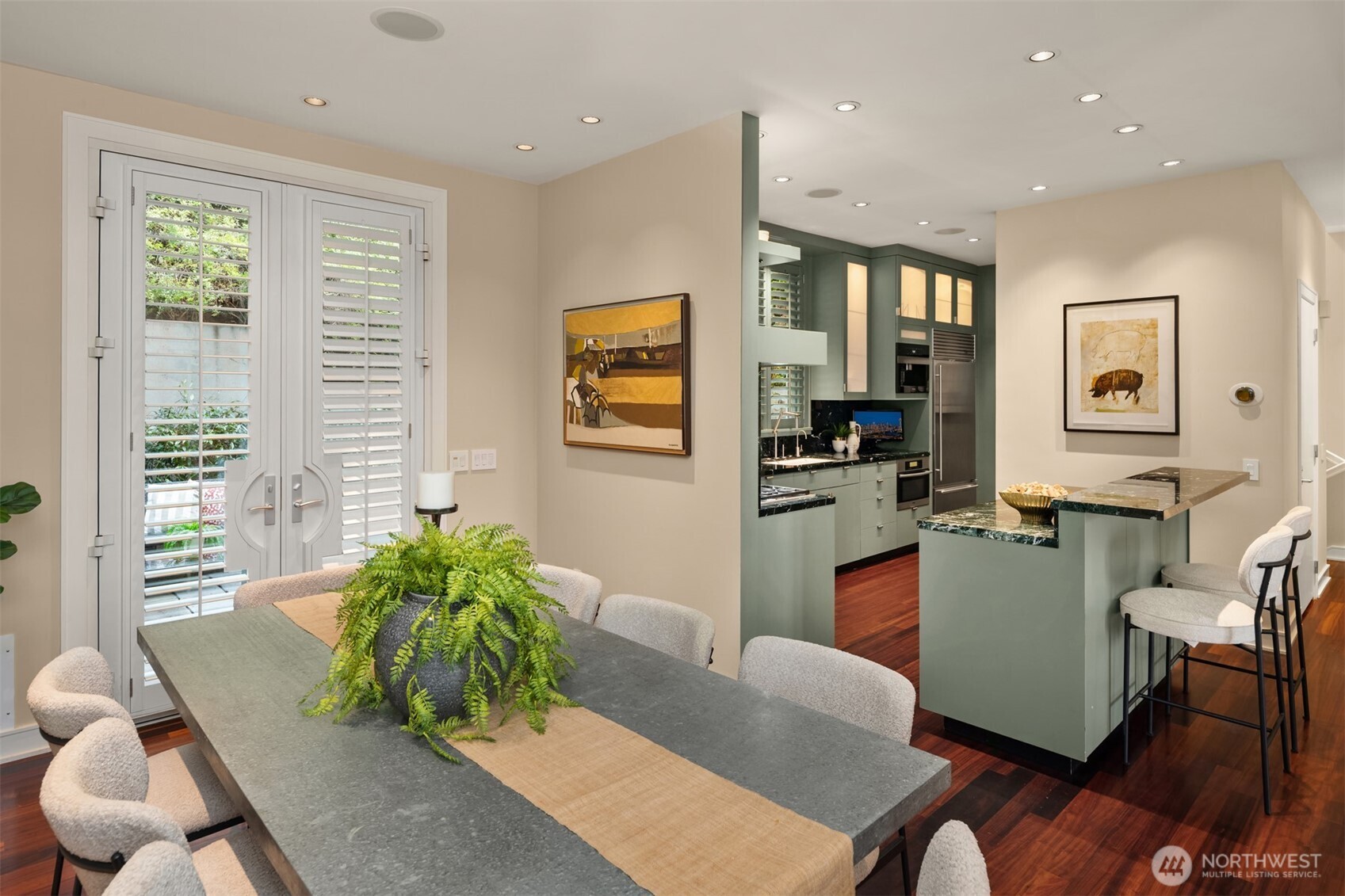 708 13th Avenue East Seattle, WA 98102 - Photo 12 of 38