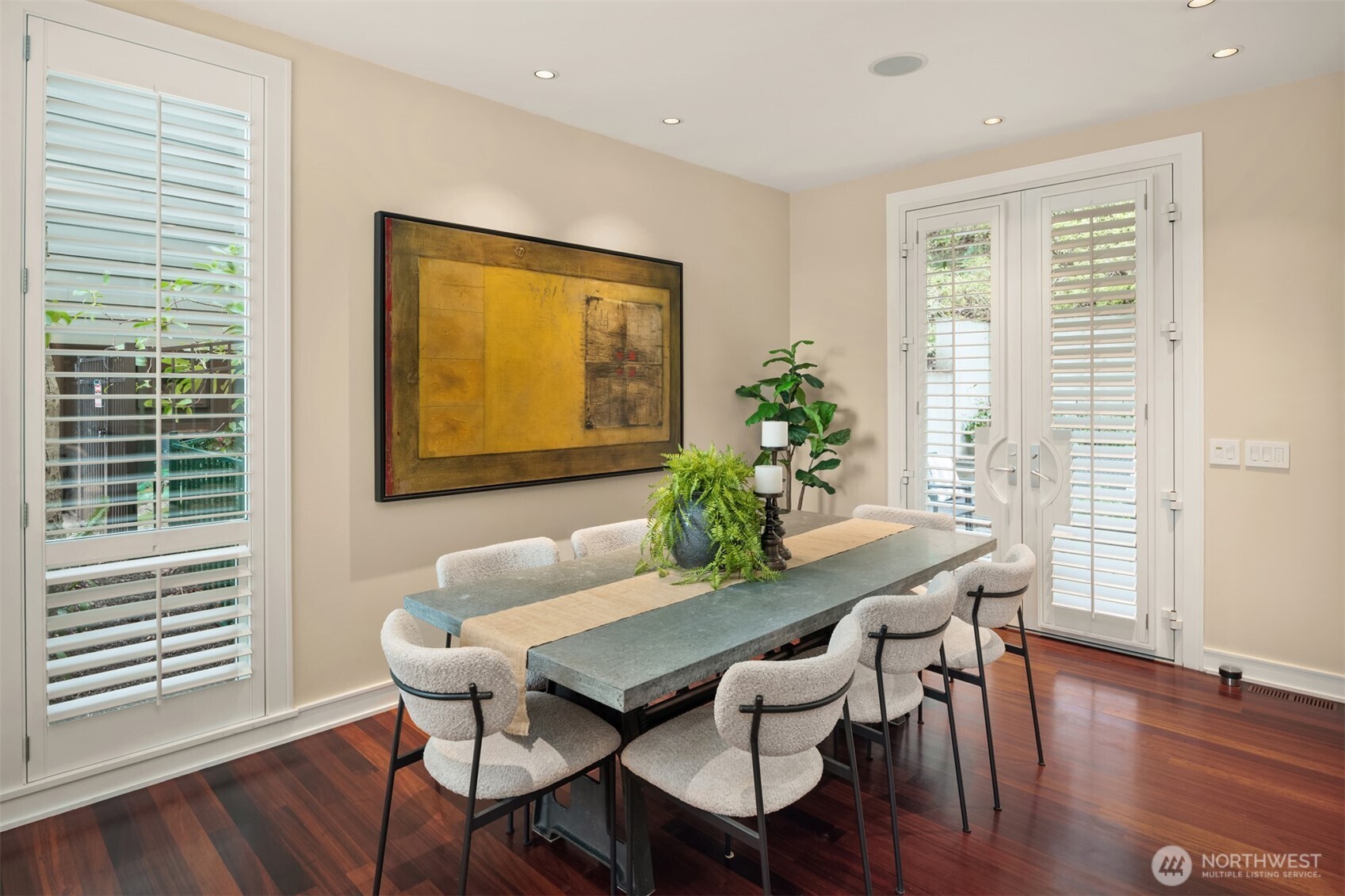 708 13th Avenue East Seattle, WA 98102 - Photo 14 of 38