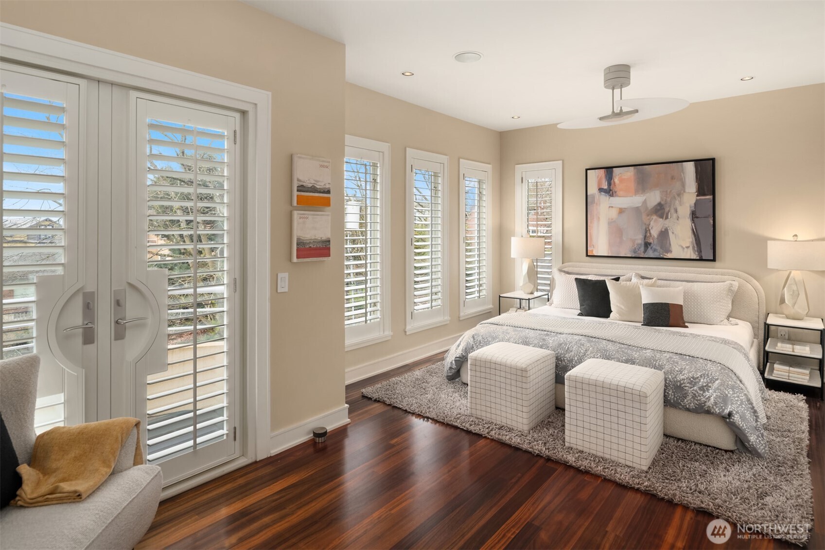 708 13th Avenue East Seattle, WA 98102 - Photo 16 of 38