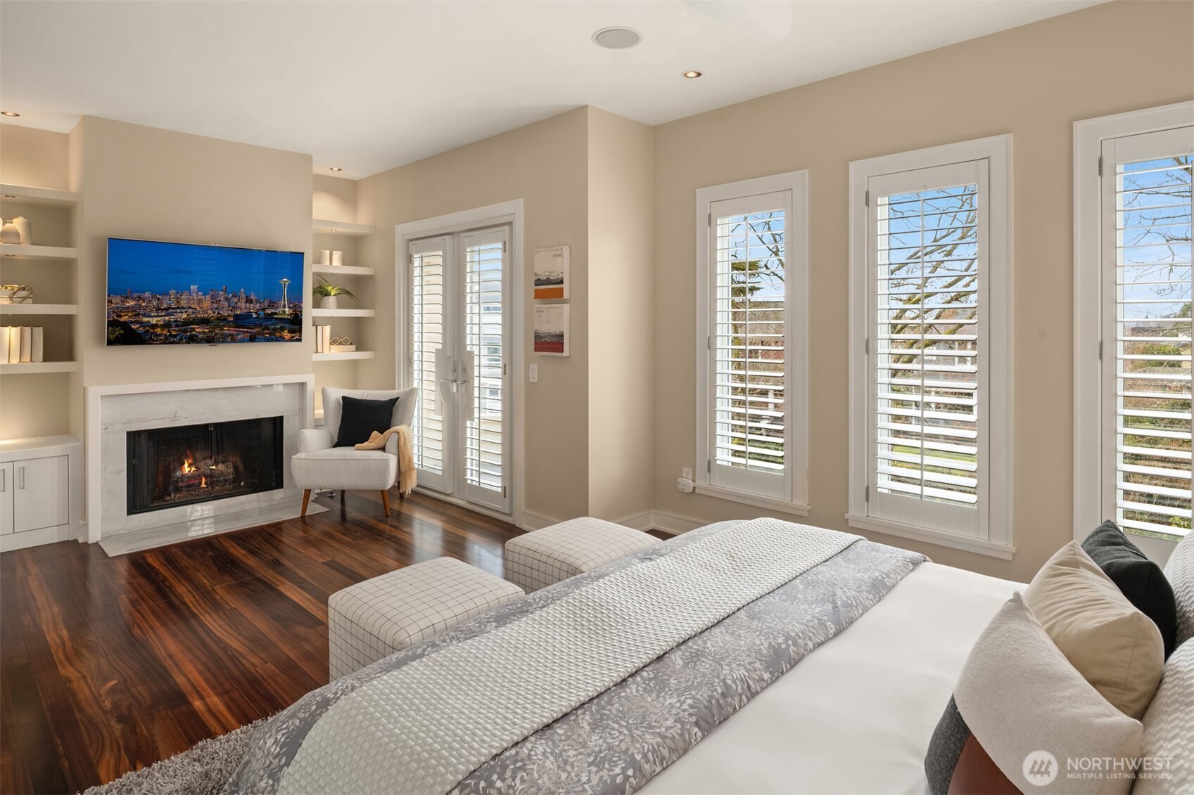 708 13th Avenue East Seattle, WA 98102 - Photo 17 of 38