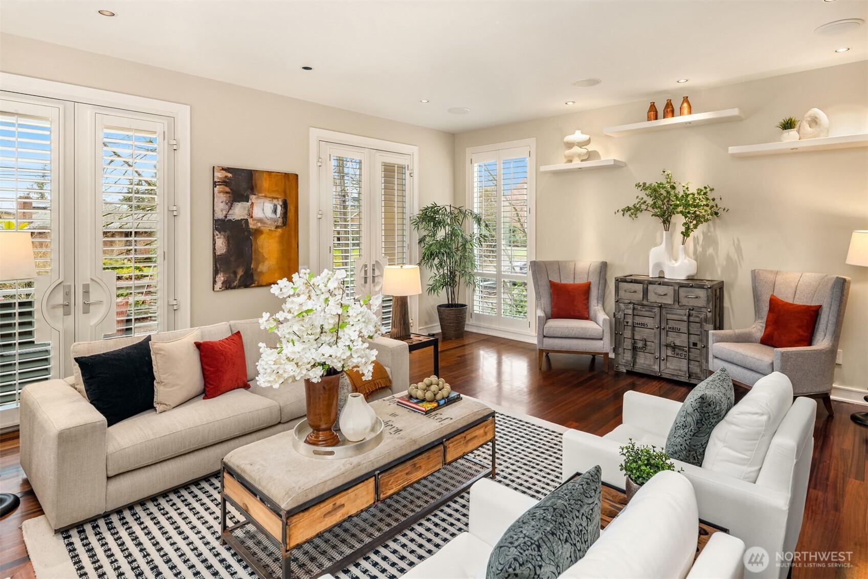 708 13th Avenue East Seattle, WA 98102 - Photo 2 of 38