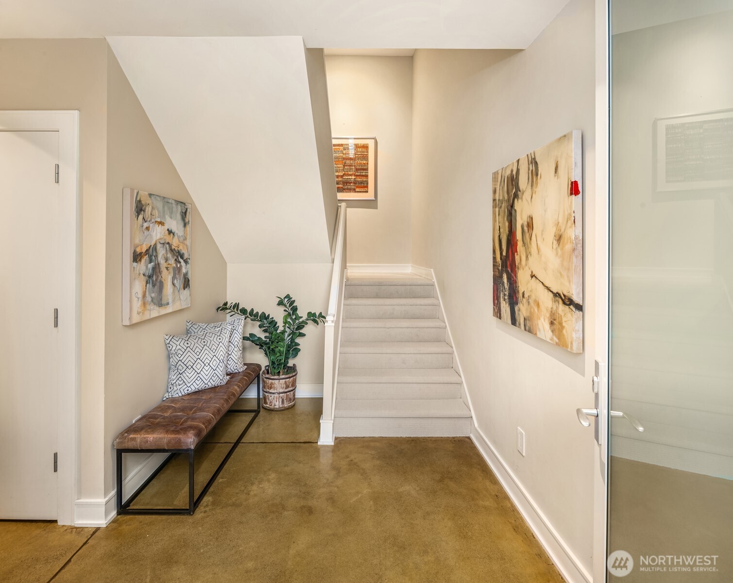 708 13th Avenue East Seattle, WA 98102 - Photo 27 of 38