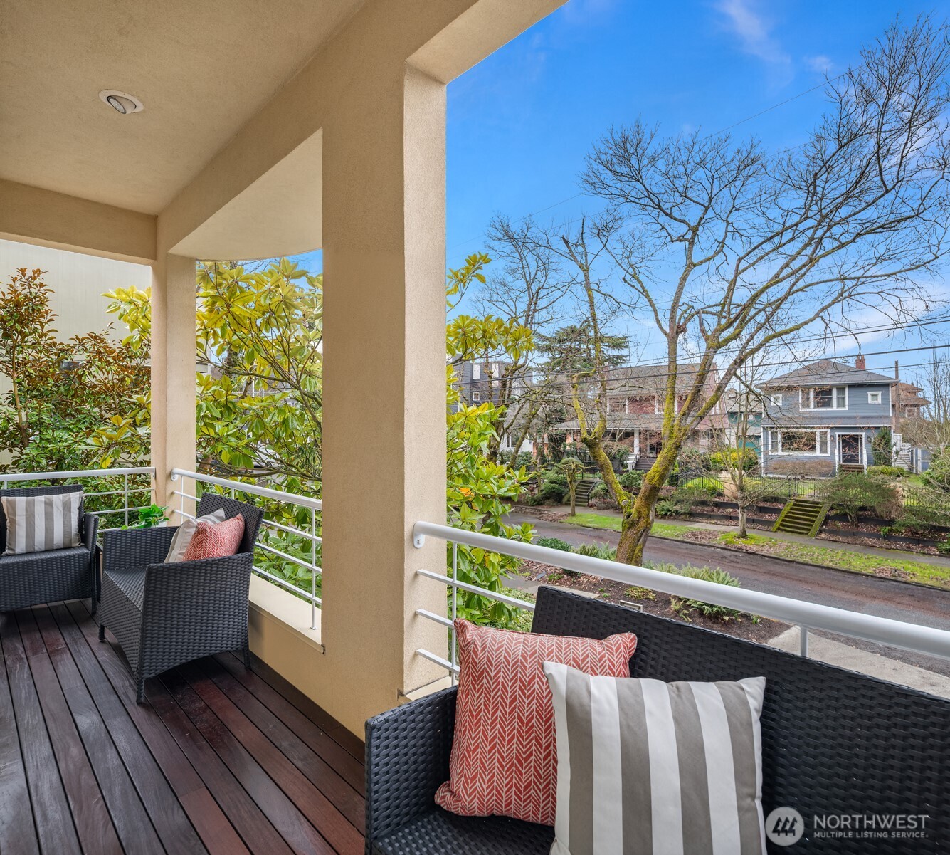 708 13th Avenue East Seattle, WA 98102 - Photo 30 of 38