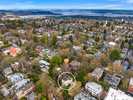 $1,997,000 | 708 13th Avenue East, Seattle, WA 98102