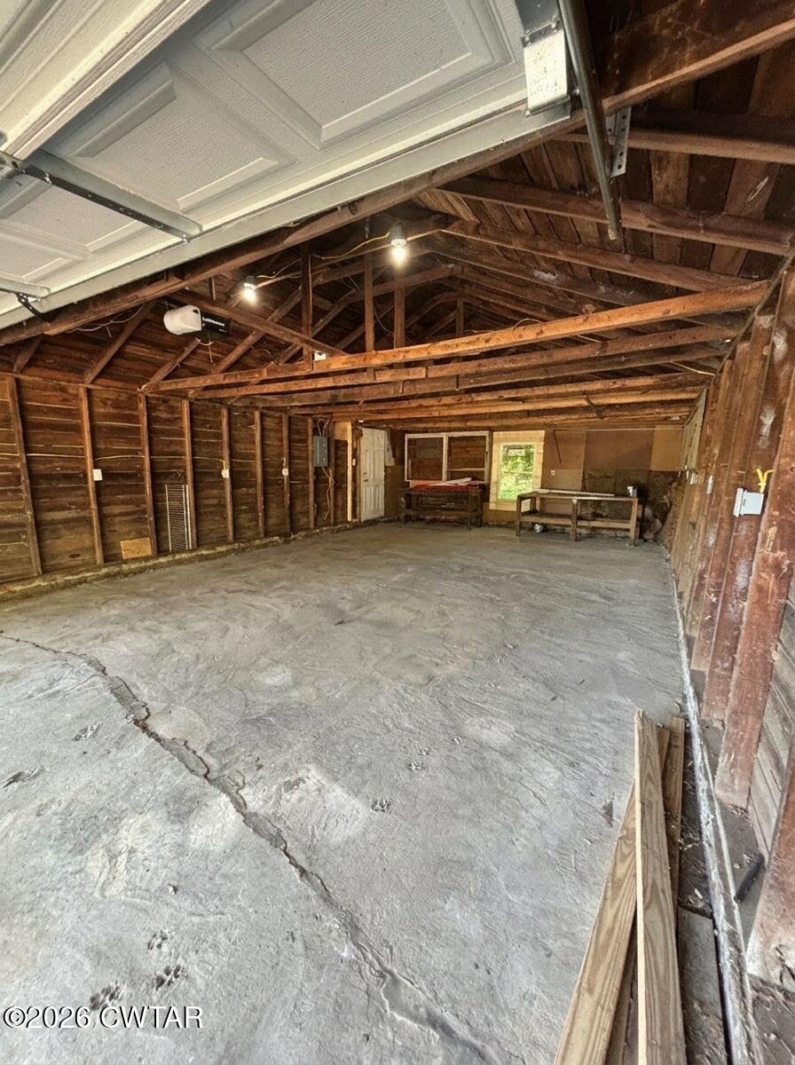 402 Harts Bridge Road Jackson, TN 38301 - Photo 33 of 38 a view of an empty room