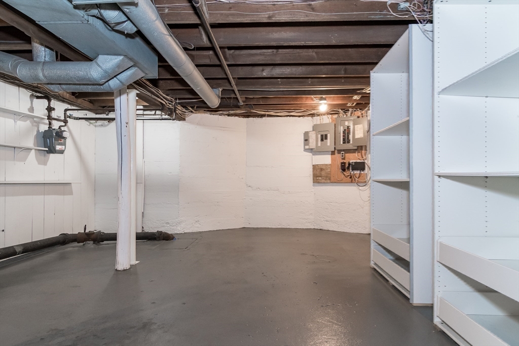 71 Curve Street, Unit 71 Wellesley, MA 02482 - Photo 29 of 31