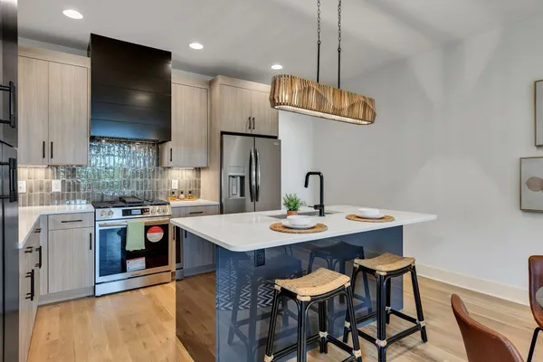 $3,650 | 660 A Vernon Avenue, Nashville, TN 37209