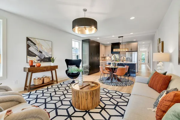 $3,650 | 660 A Vernon Avenue, Nashville, TN 37209