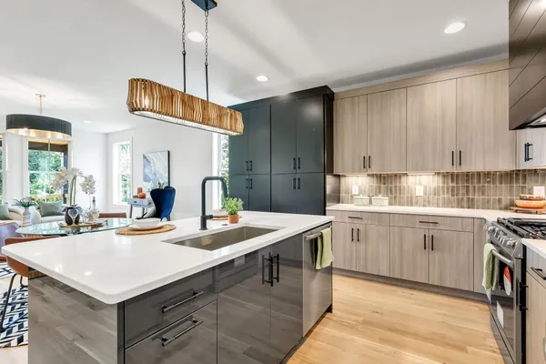 $3,650 | 660 A Vernon Avenue, Nashville, TN 37209