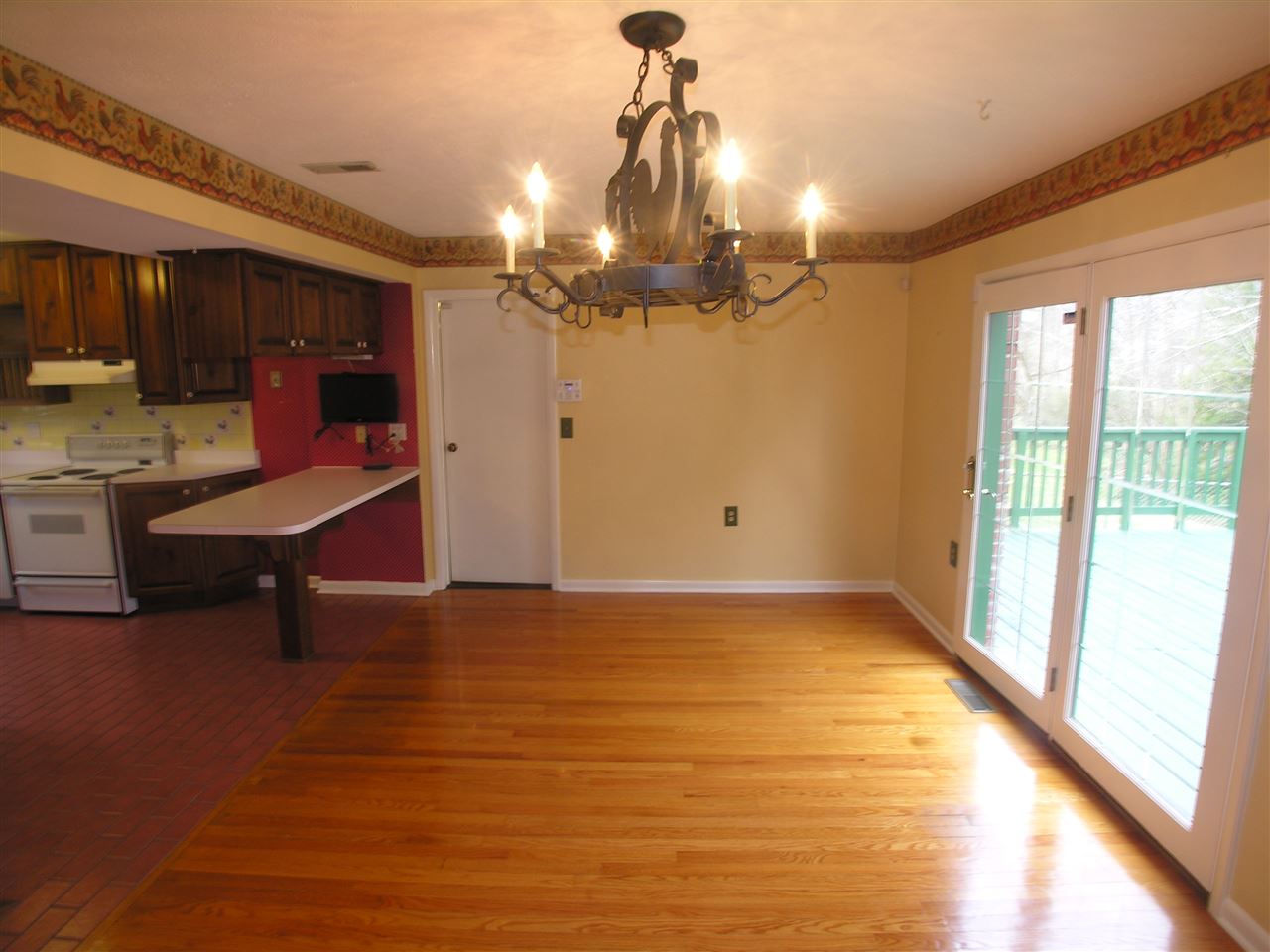 6160 Birkewood Road Huntington, WV 25705 - Photo 5 of 32 Gallery Image 5