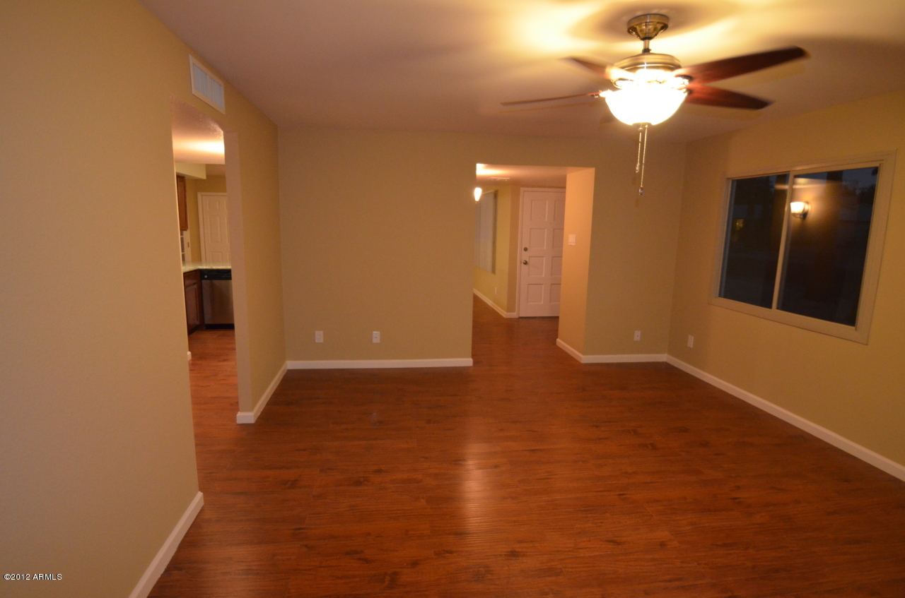 4527 South Terrace Road Tempe, AZ 85282 - Photo 21 of 37 DSC_0202