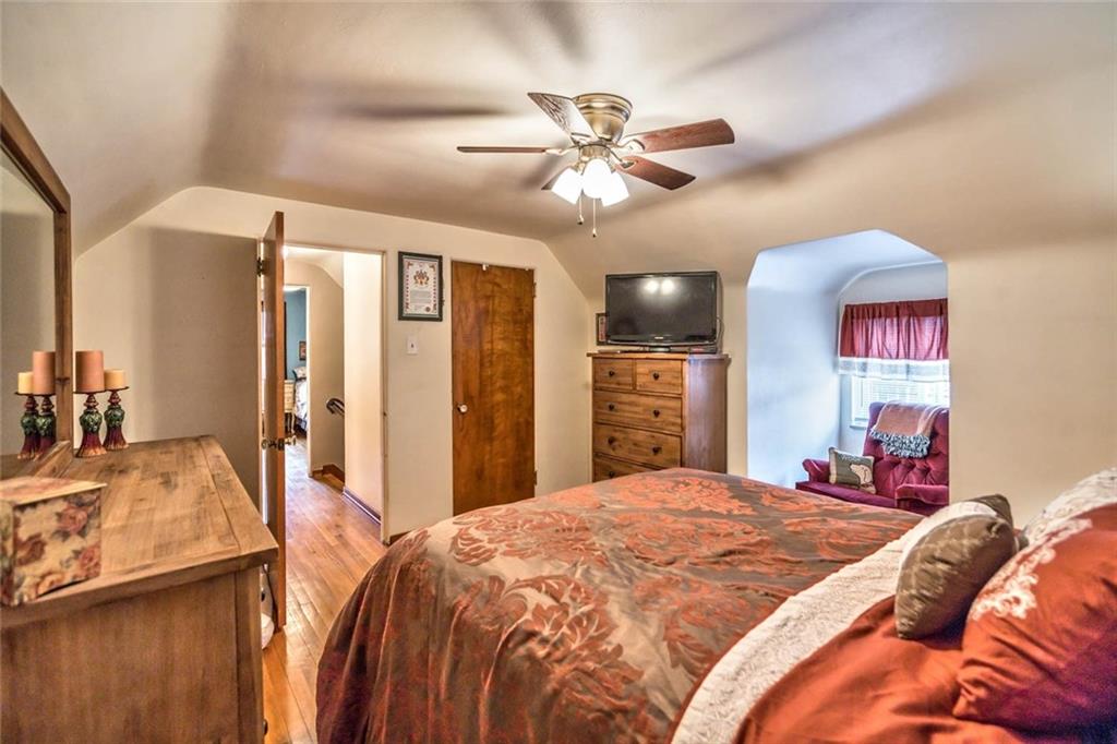 806 Vilsack Road Glenshaw, PA 15116 - Photo 16 of 21 Gallery Image 16