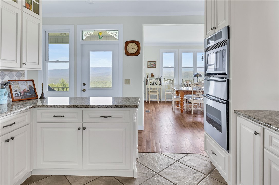 283 Jocassee Ridge Way Salem, SC 29676 - Photo 12 of 50