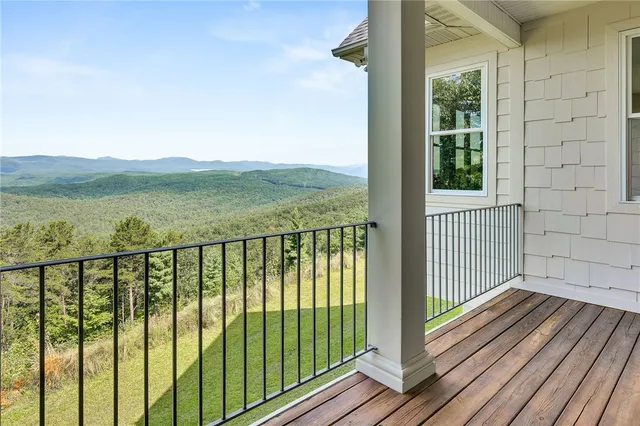 $987,500 | 283 Jocassee Ridge Way, Salem, SC 29676