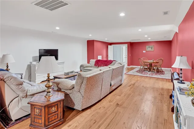 $987,500 | 283 Jocassee Ridge Way, Salem, SC 29676