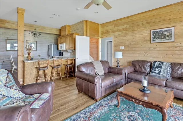 $987,500 | 283 Jocassee Ridge Way, Salem, SC 29676