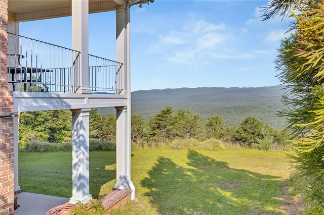 $987,500 | 283 Jocassee Ridge Way, Salem, SC 29676