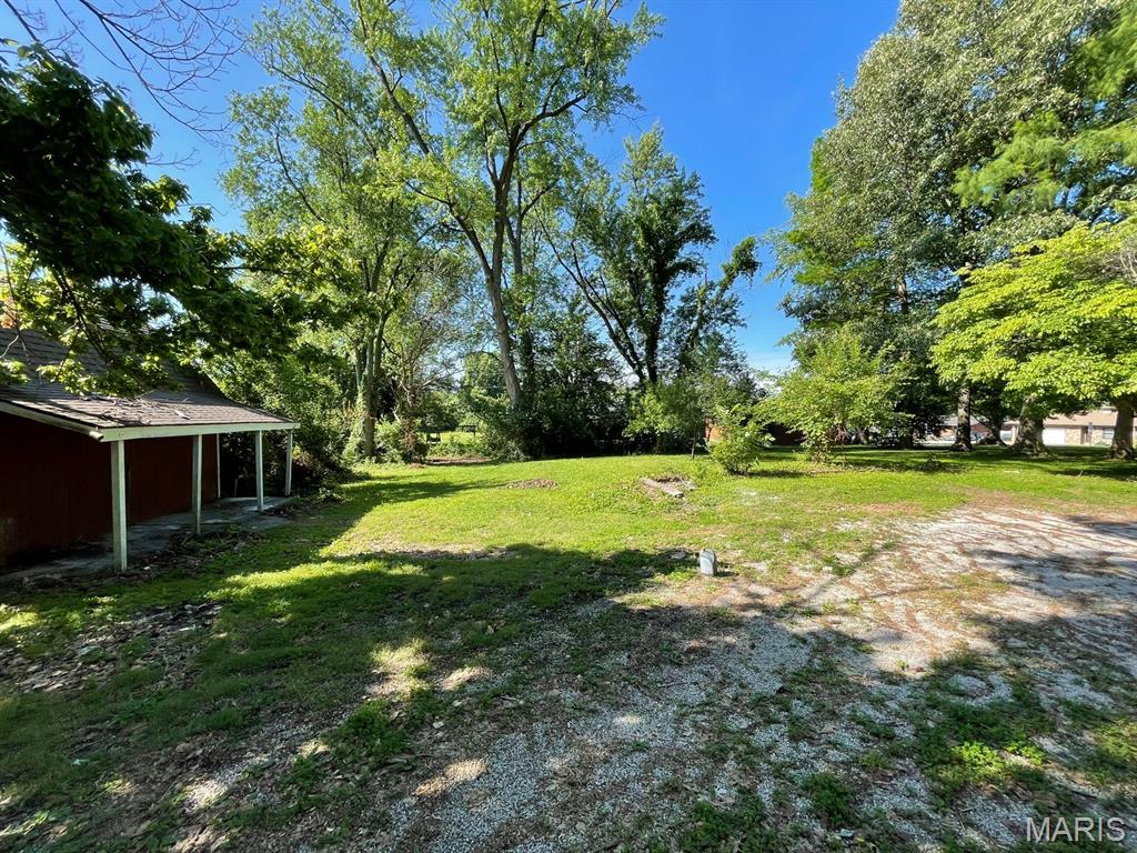 704 Eiler Road Belleville, IL 62223 - Photo 4 of 27
