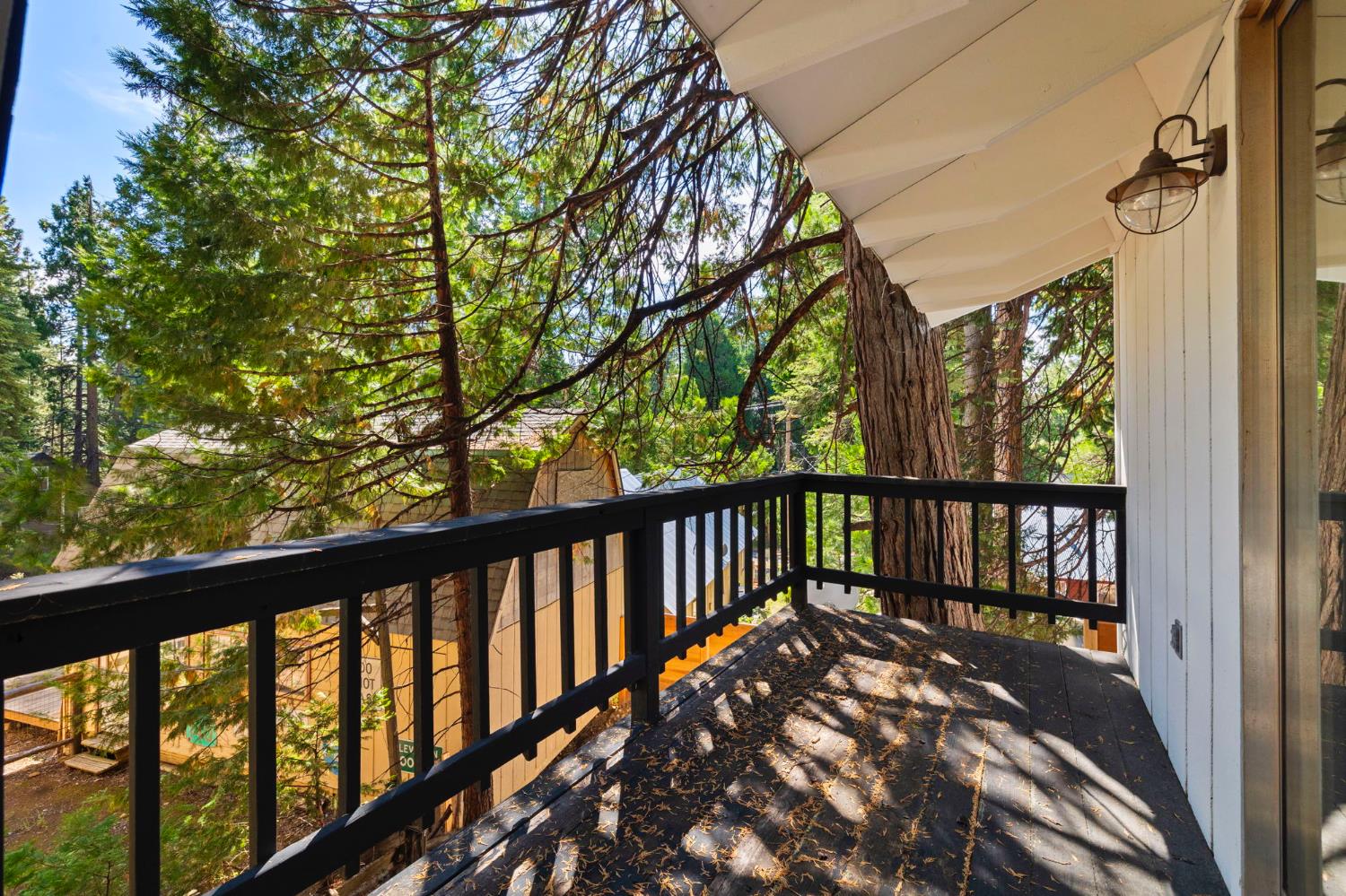 22785 West Ellmaro Road Long Barn, CA 95335 - Photo 26 of 28 a view of balcony