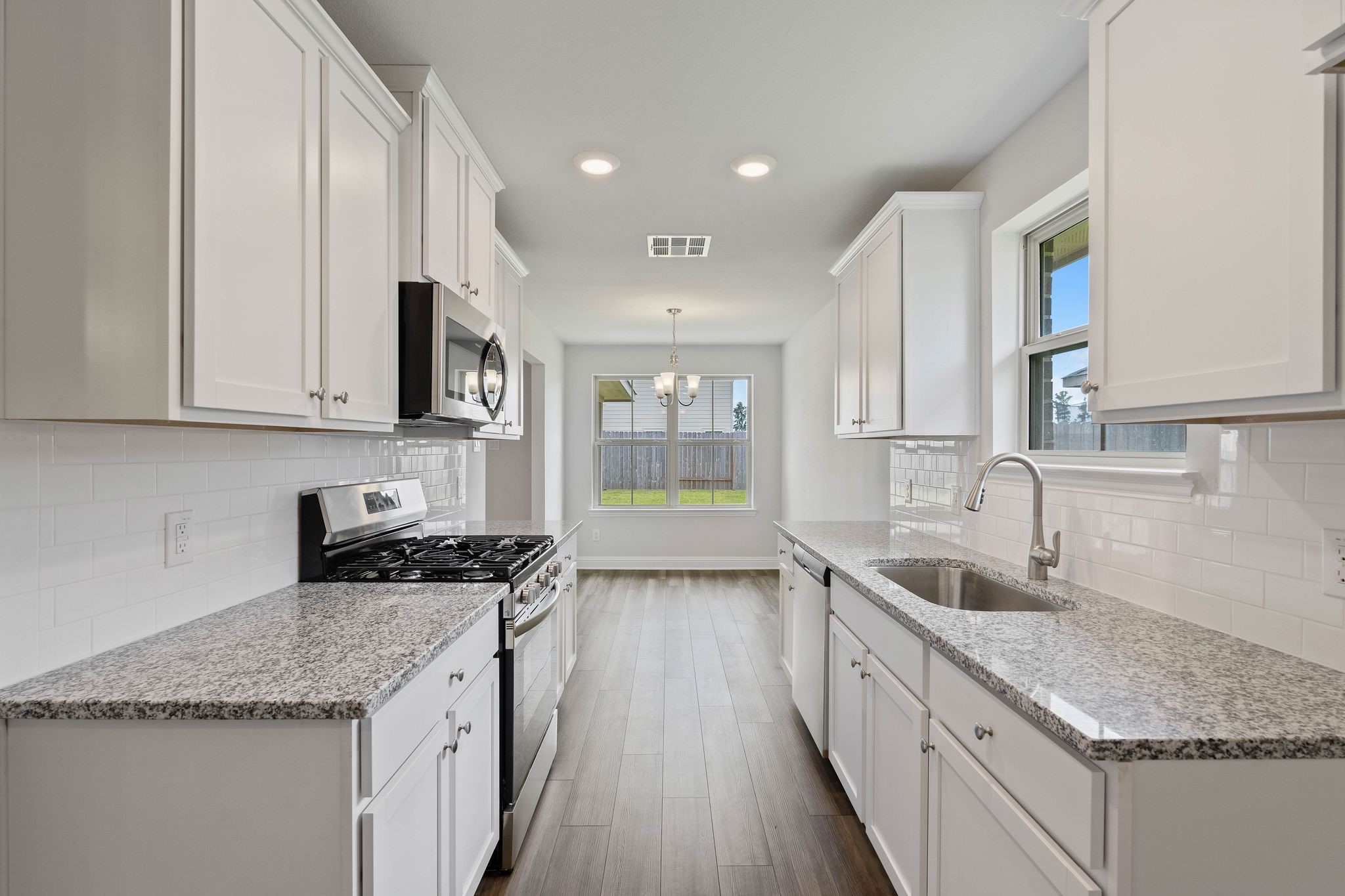 10711 Ellerston Road Cleveland, TX 77327 - Photo 12 of 24
