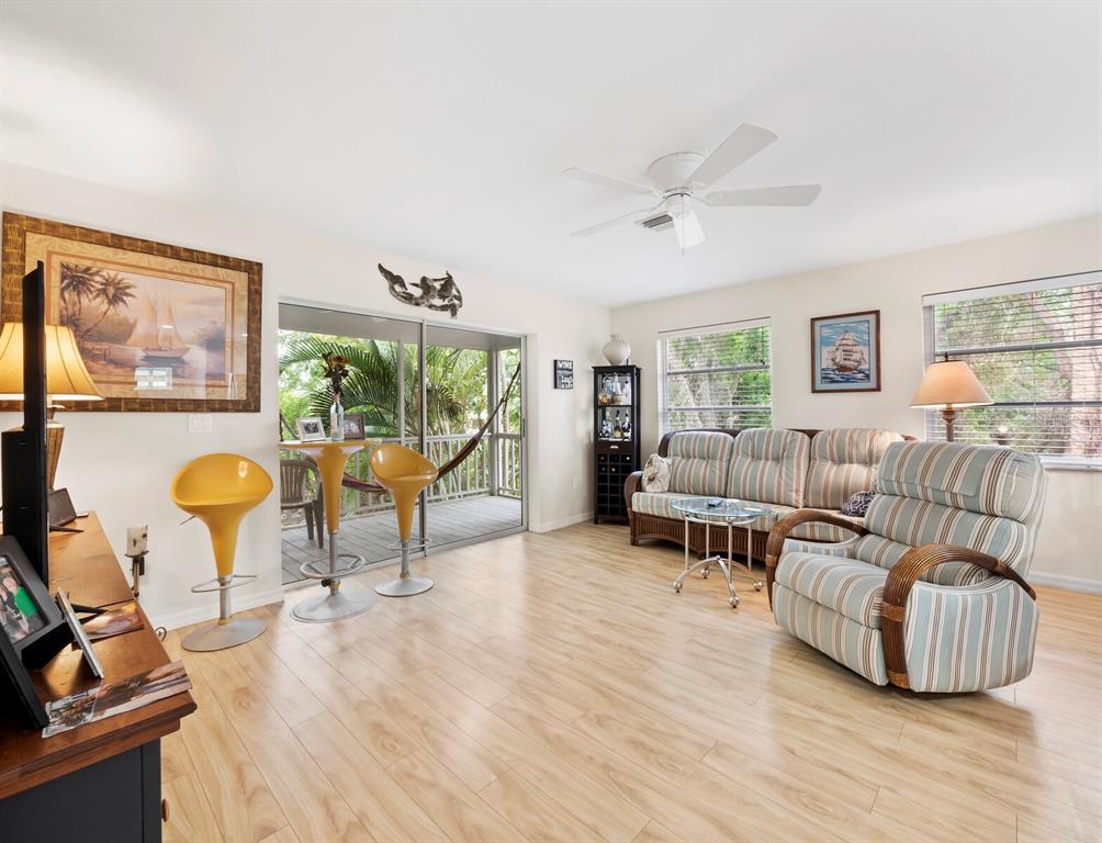 109 Shore Road Nokomis, FL 34275 - Photo 12 of 51