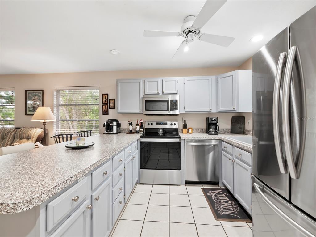 109 Shore Road Nokomis, FL 34275 - Photo 3 of 51