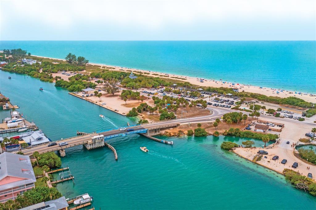 109 Shore Road Nokomis, FL 34275 - Photo 38 of 51