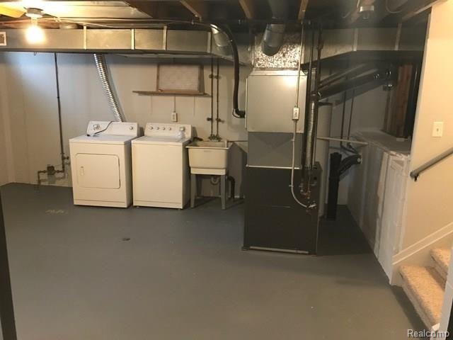 1567 Rustic Ridge Road Canton, MI 48188 - Photo 10 of 13 RUSTIC RIDGE WASHER AND DRYER.JPG