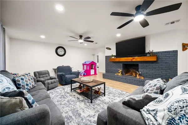 $298,000 | 65 Rifle Range Road, Pineville, LA 71360