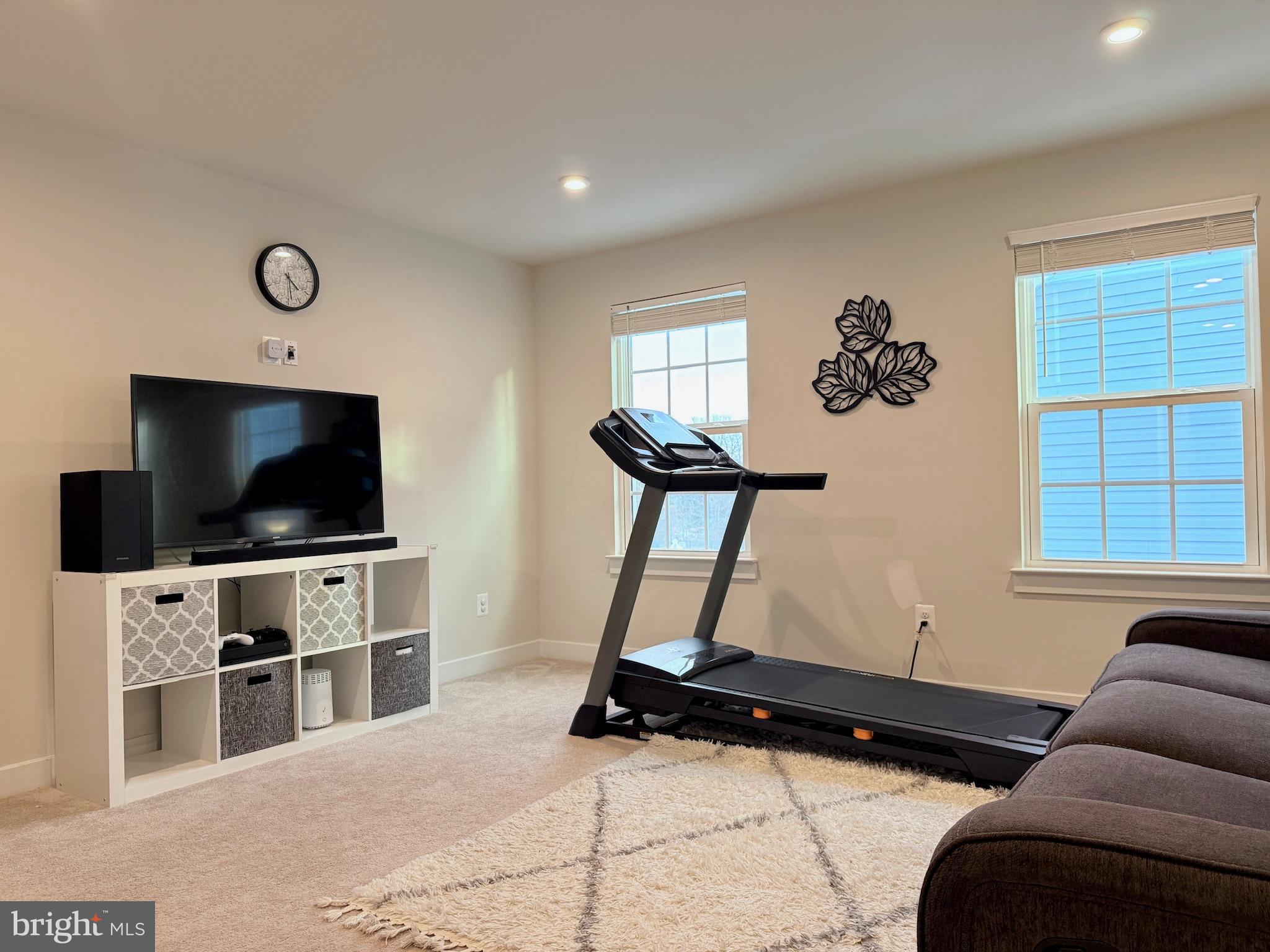 11360 Wheeler Ridge Drive Manassas, VA 20109 - Photo 19 of 32 Bright and inviting fitness space.