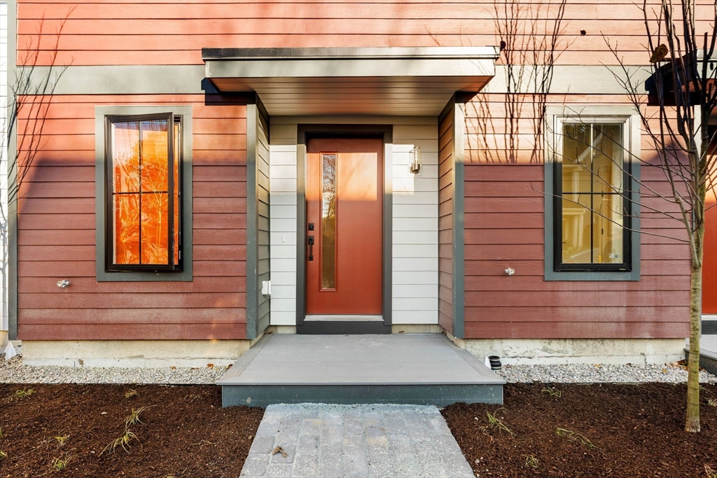 16 Elm Street, Unit 16 Newton, MA 02465 - Photo 38 of 42