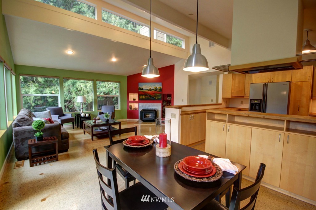 1842 Governor Road Bellingham, WA 98229 - Photo 2 of 25 Gallery Image 2
