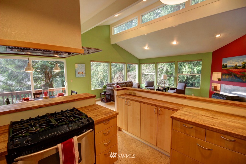 1842 Governor Road Bellingham, WA 98229 - Photo 12 of 25 Gallery Image 12