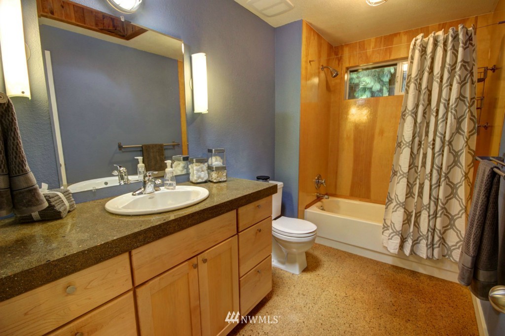 1842 Governor Road Bellingham, WA 98229 - Photo 20 of 25 Gallery Image 20