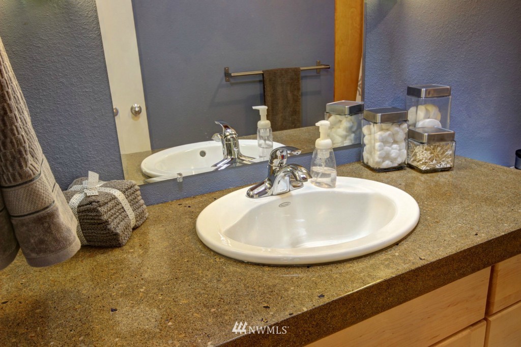 1842 Governor Road Bellingham, WA 98229 - Photo 21 of 25 Gallery Image 21