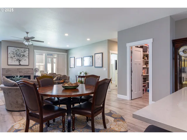 a view of a livingroom with shelves
