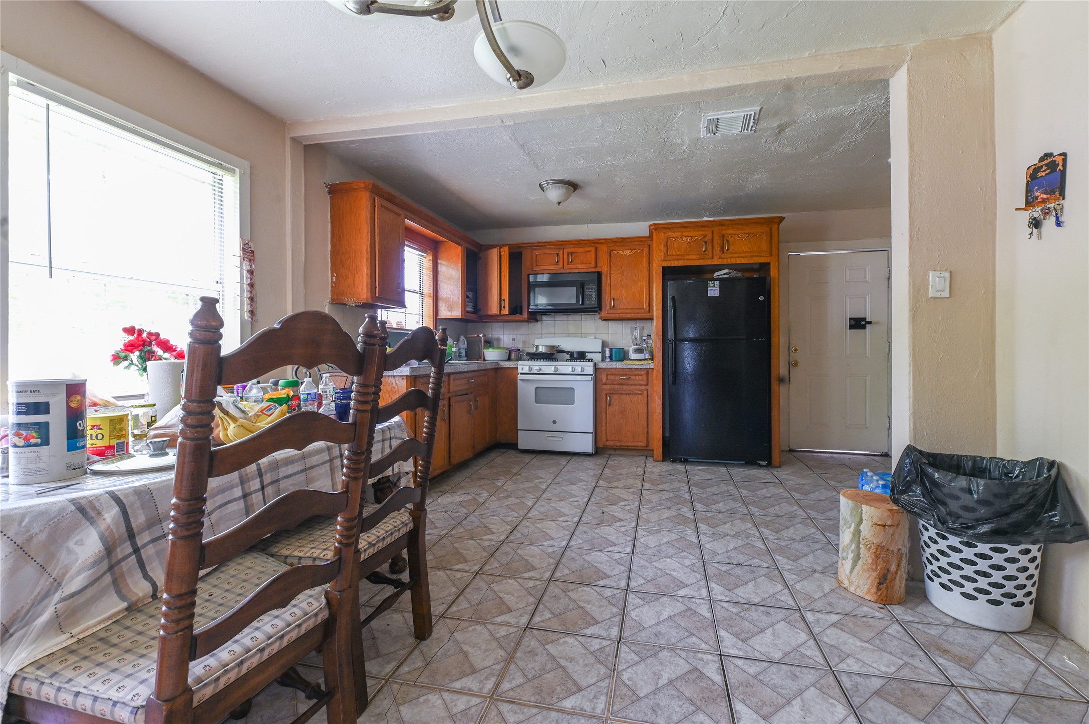 6701 Kernel Street Houston, TX 77087 - Photo 6 of 22