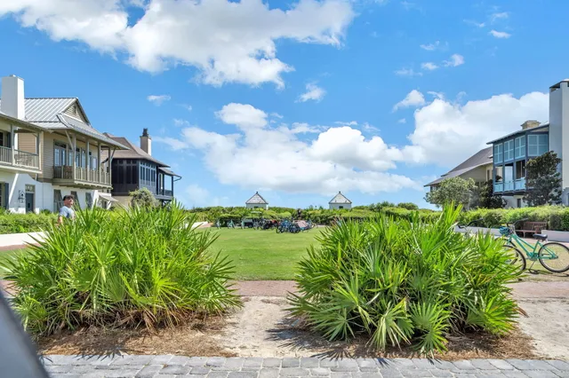 $2,495,000 | 82 South Barrett Square, Unit 3E, Inlet Beach, FL 32461