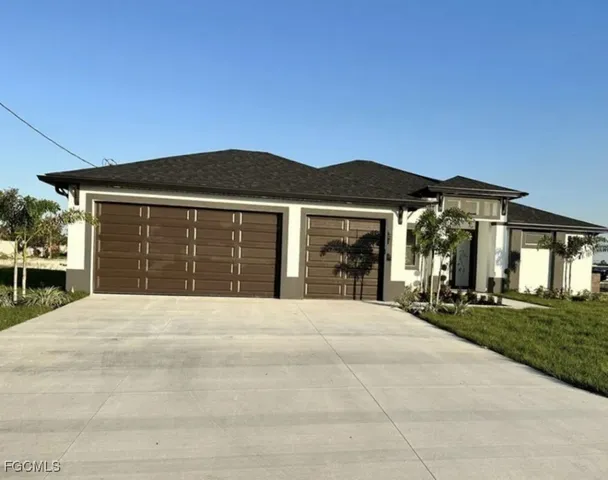$449,000 | 907 Northeast 13th Place, Cape Coral, FL 33909
