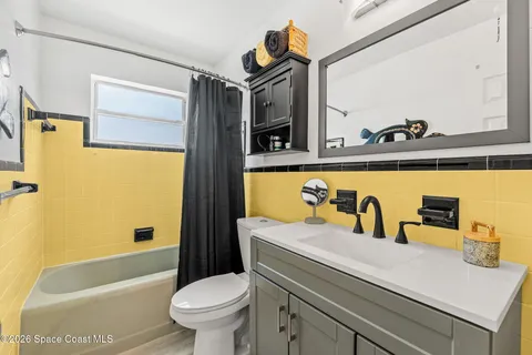 $525,000 | 140 Southeast 4th Street, Satellite Beach, FL 32937