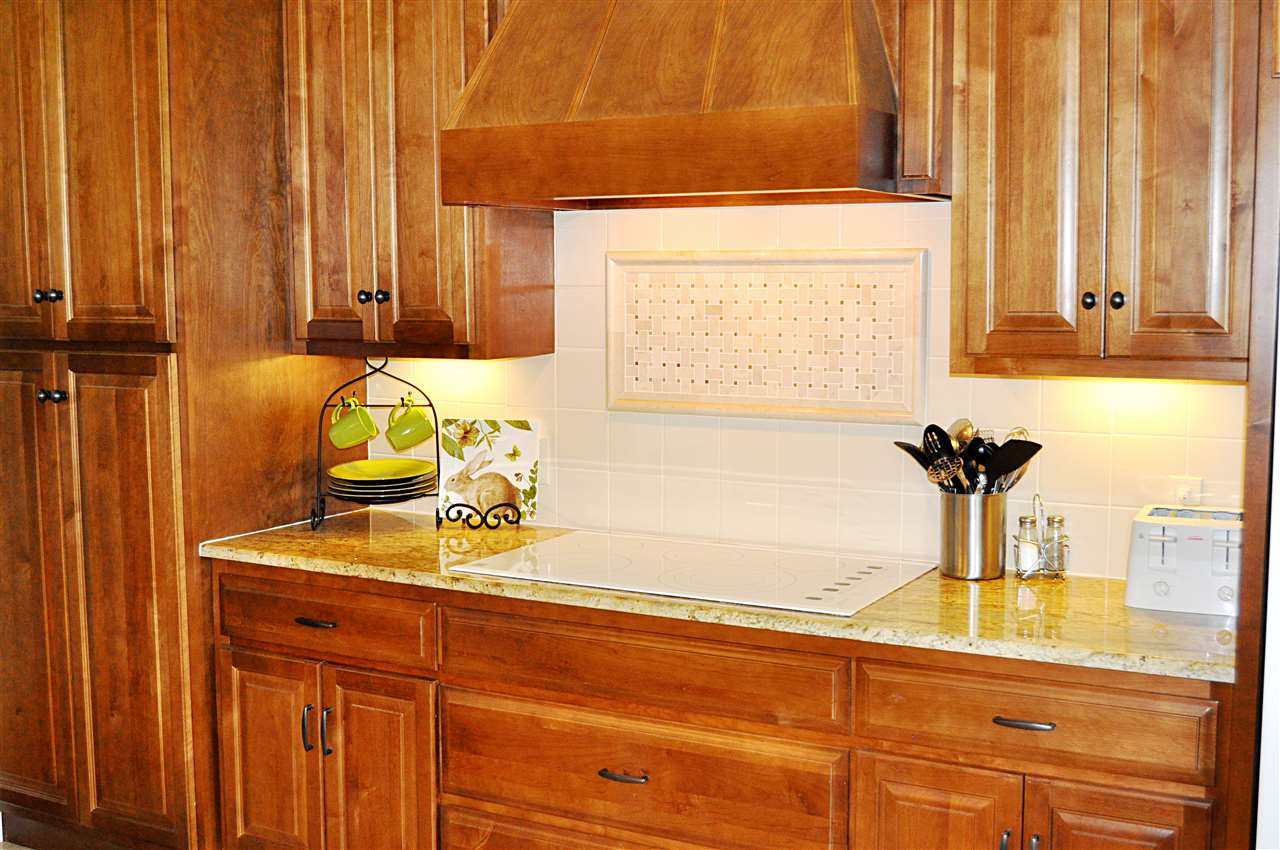 28209 Rigsby Road Daphne, AL 36526 - Photo 8 of 23 KITCHEN-COOKTOP