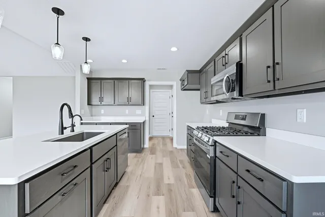 $314,900 | 108 Oak Tree Place, Avilla, IN 46710